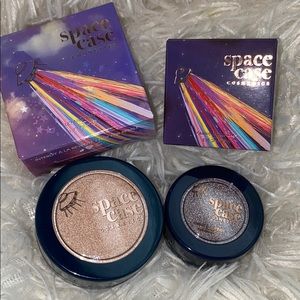 NEW - SPACE CASE Eyeshadow & Highlighter Set